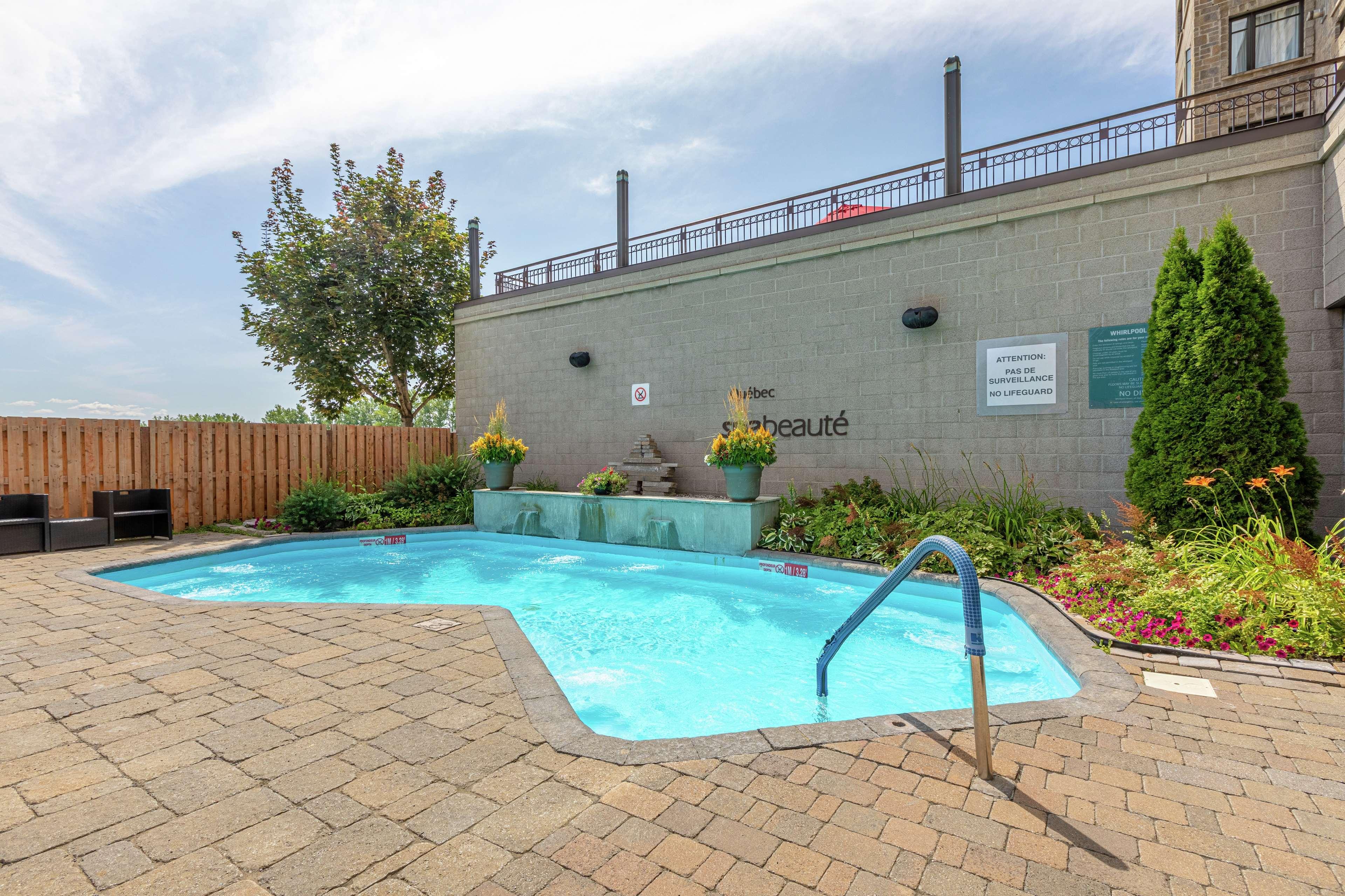 Doubletree By Hilton Quebec Resort Exterior foto