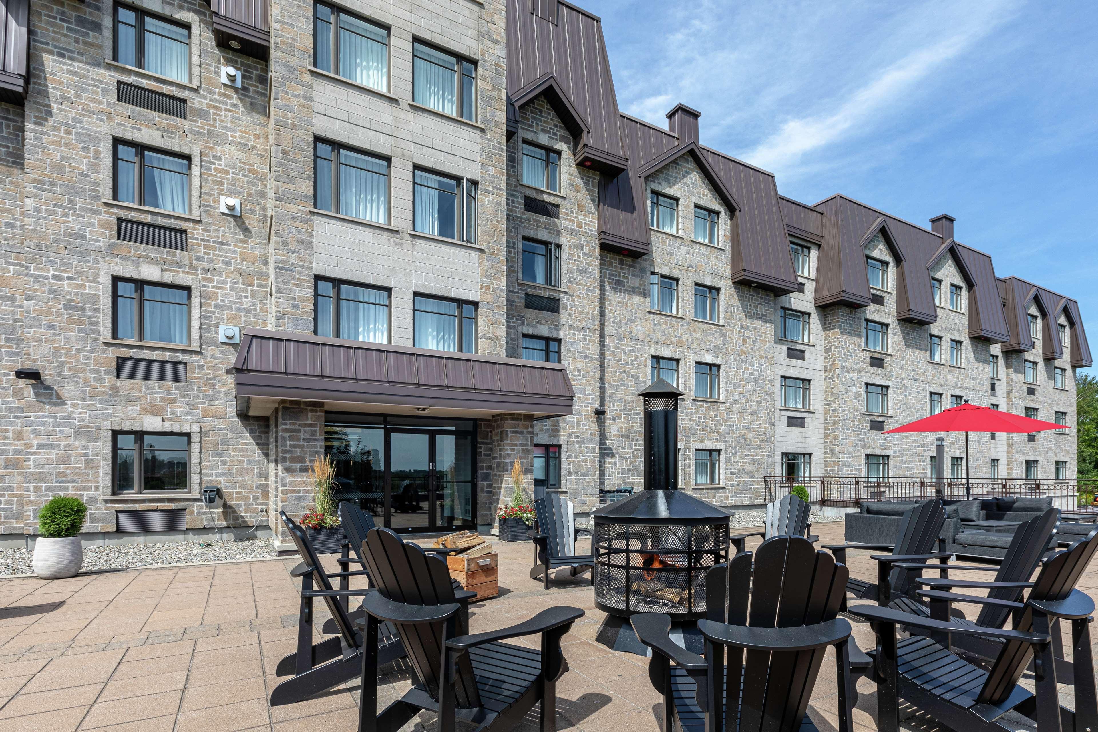 Doubletree By Hilton Quebec Resort Exterior foto