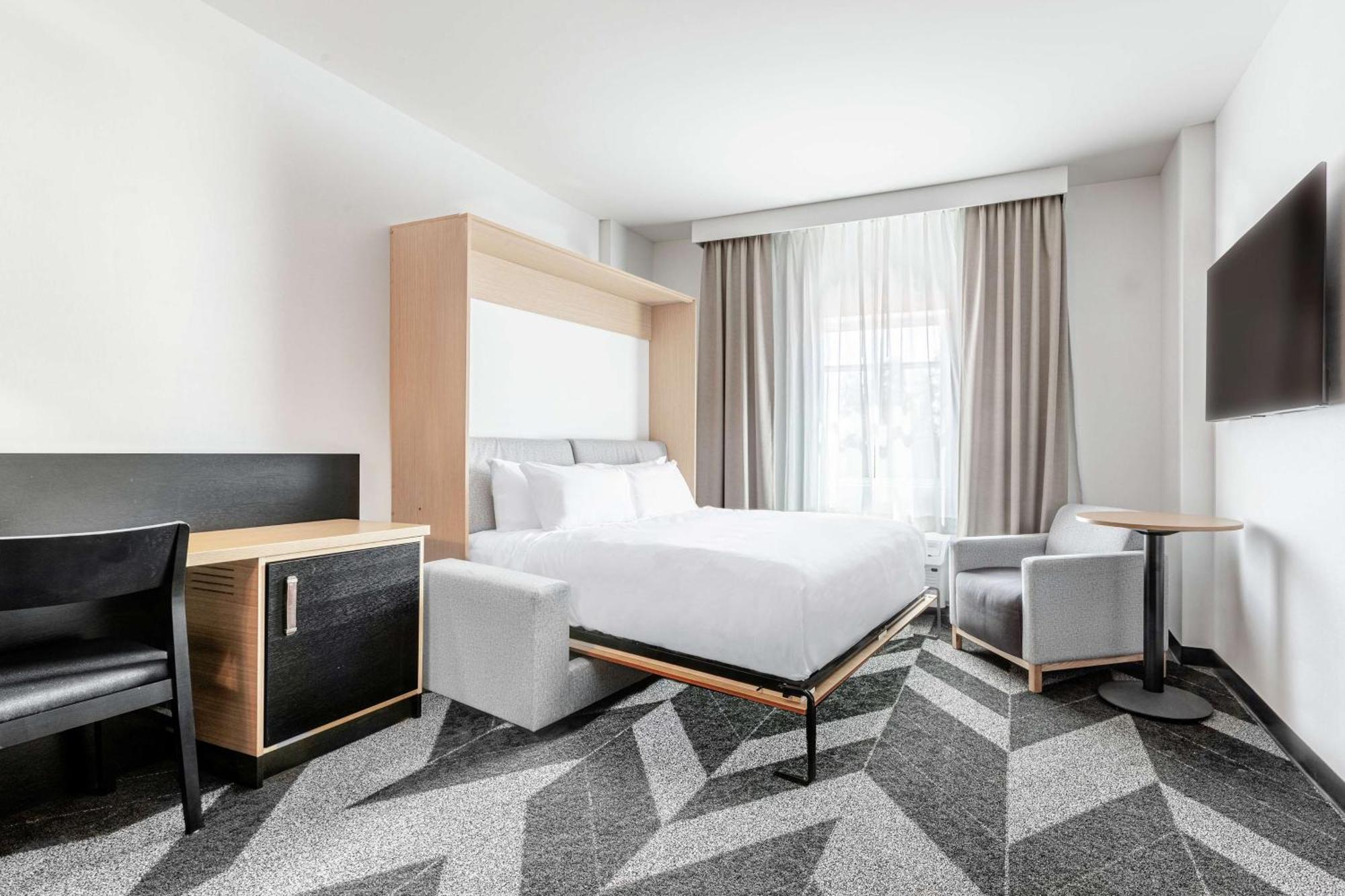 Doubletree By Hilton Quebec Resort Exterior foto